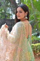 Ayesha Khan Photos